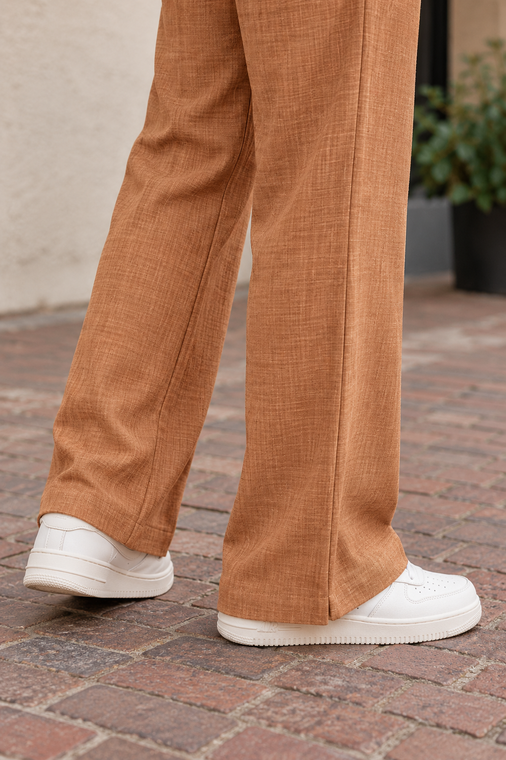 Women's High-Waisted Pleated Wide-Leg Trousers | Miss Kapachi