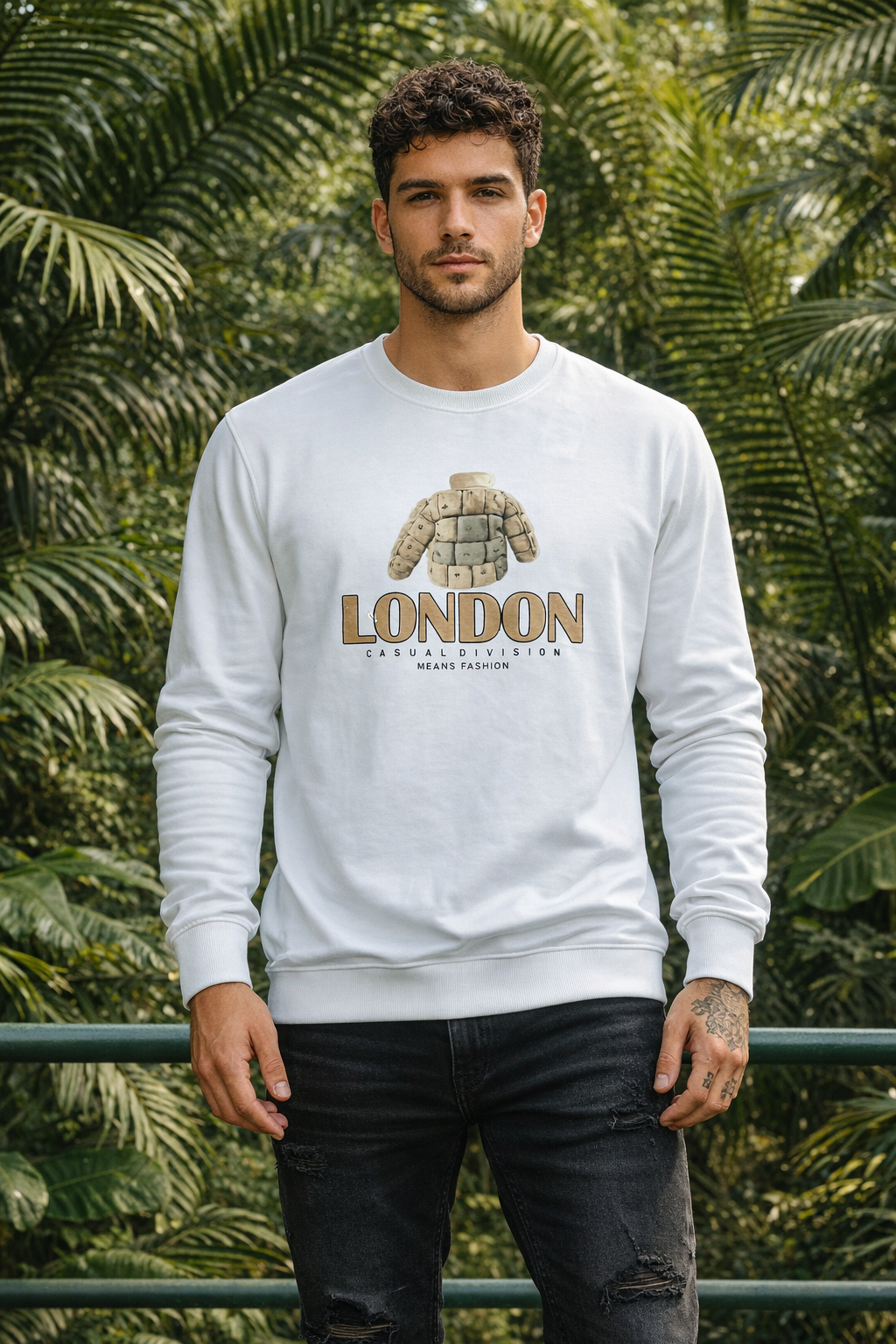 London Graphic Sweatshirt for Men | Lemon8