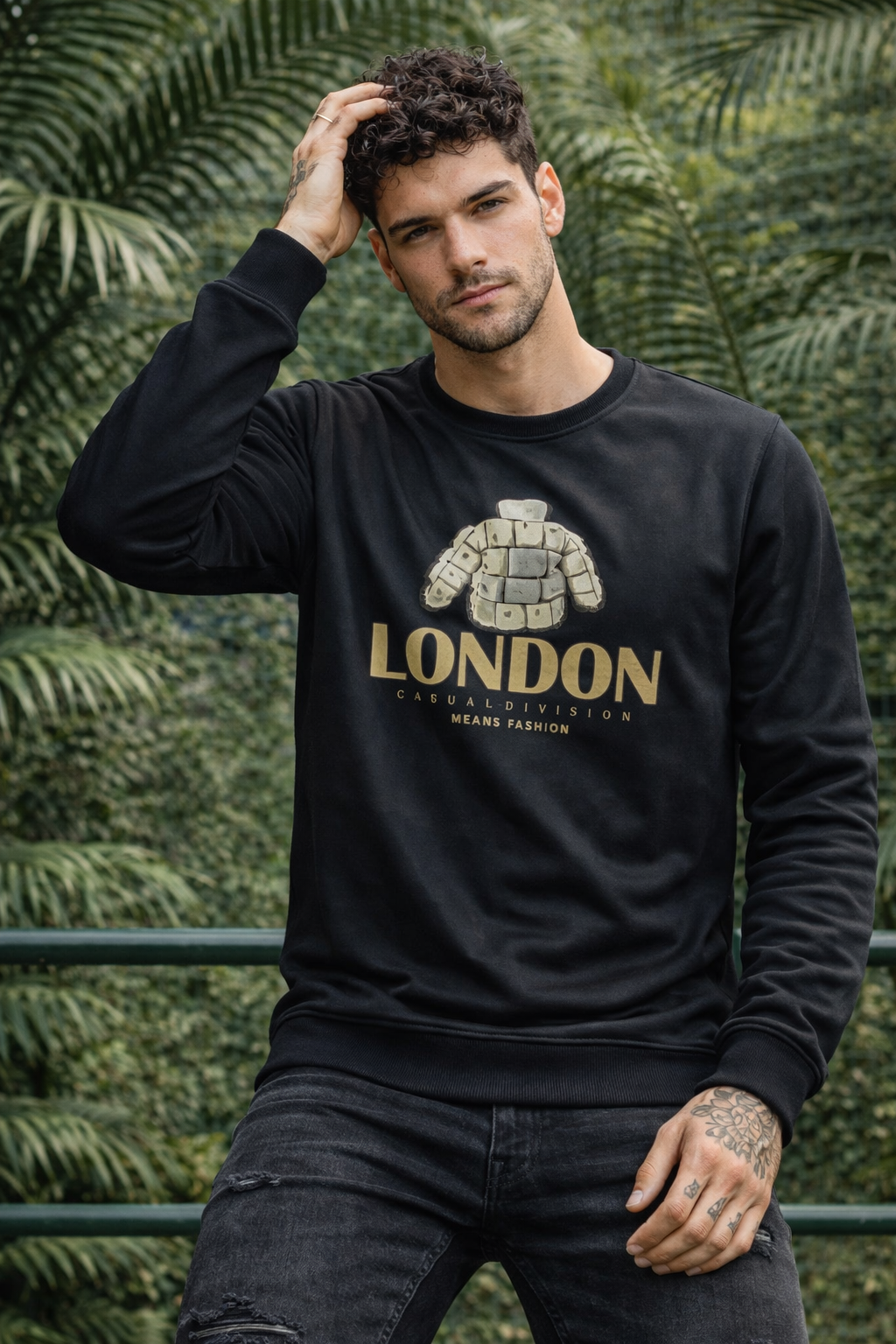 London Graphic Sweatshirt for Men | Lemon8
