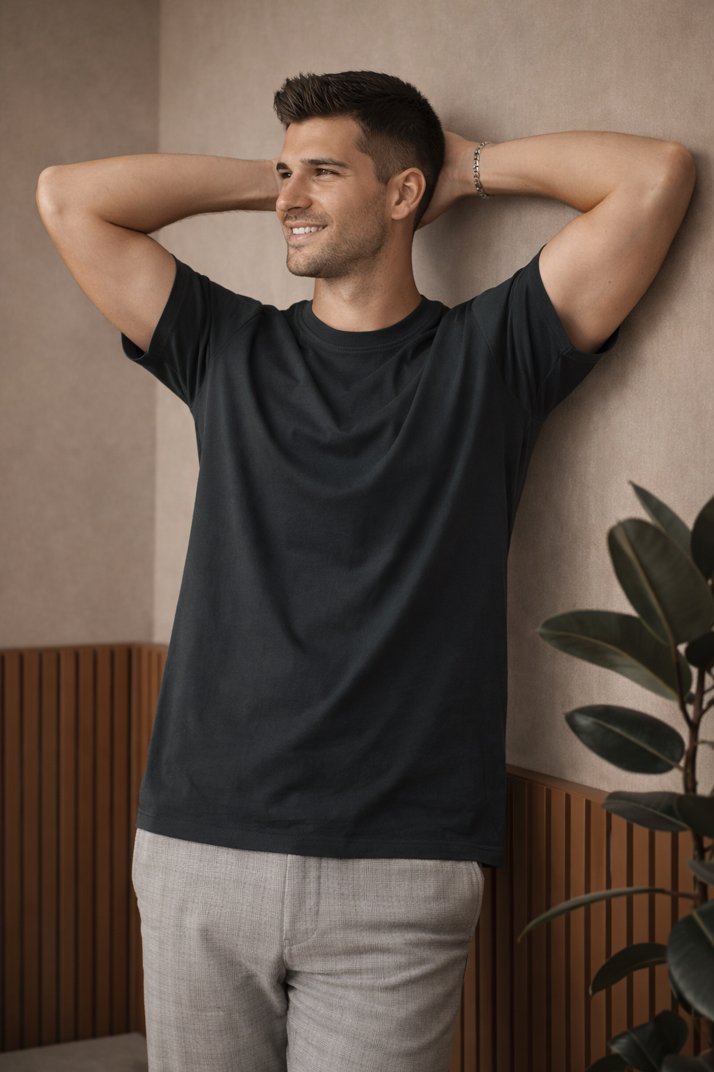 Men's Solid Crew Neck T-Shirt | Lemon8