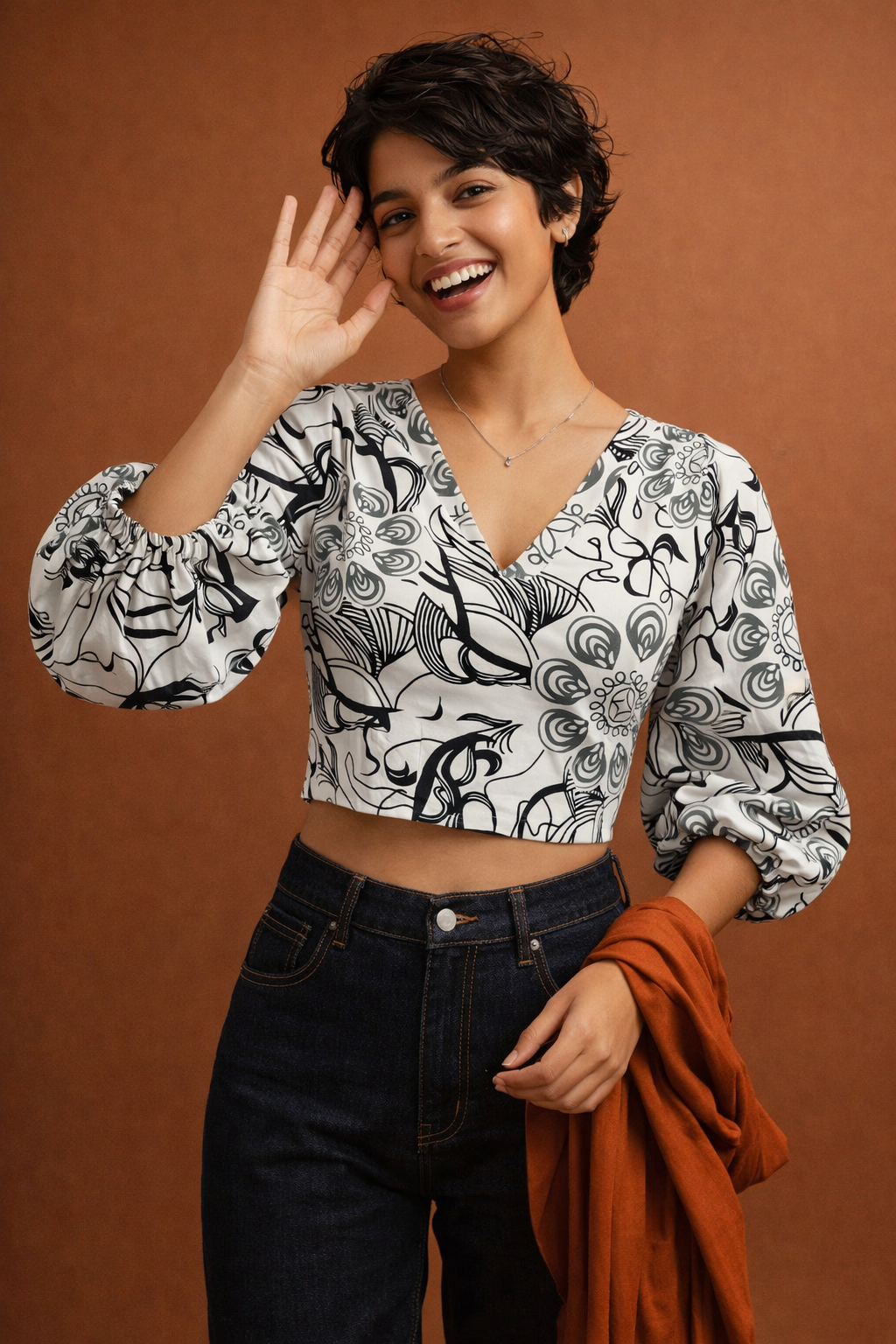Graphic Floral Wrap Crop Top | Kapachi