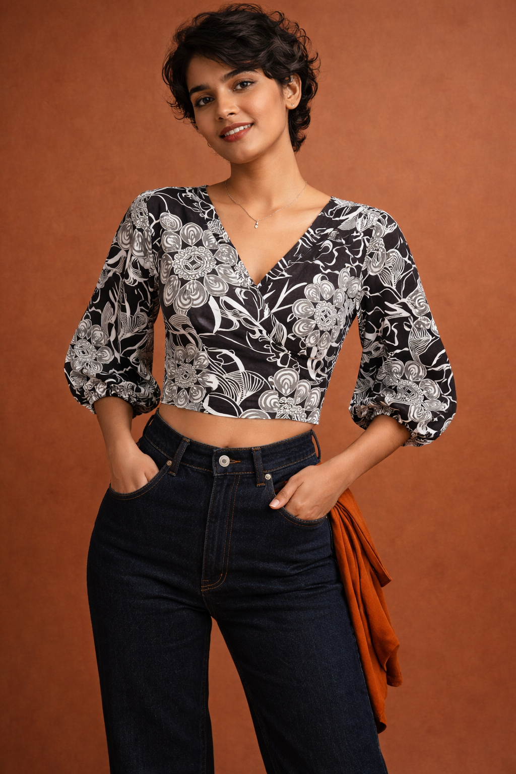 Graphic Floral Wrap Crop Top | Kapachi