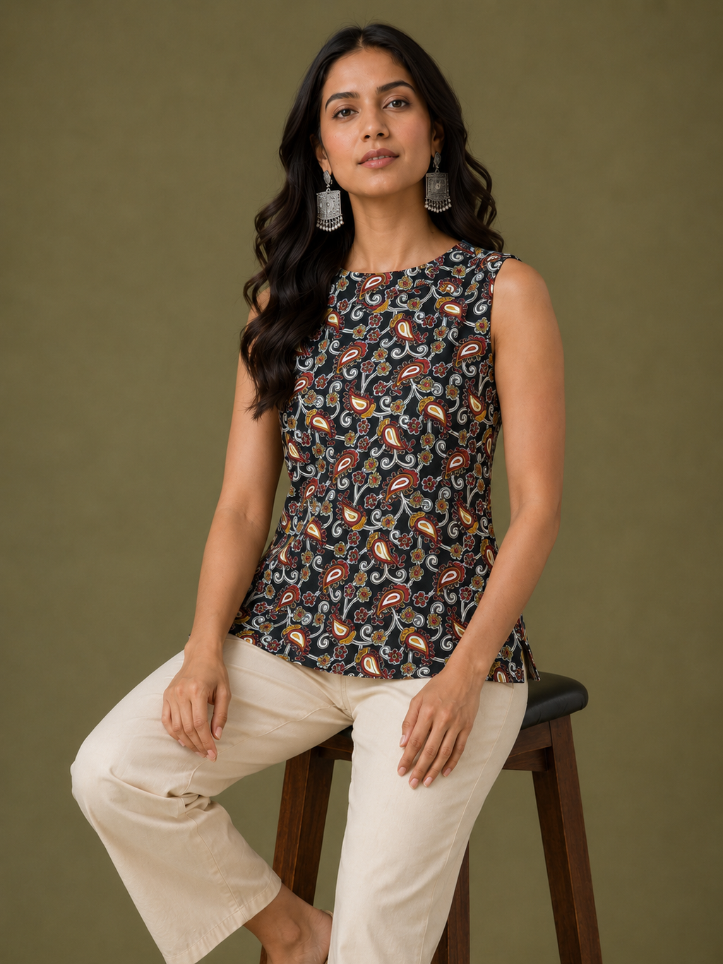 Print Sleeveless Kurti Scarlet Paisley Sleeveless A-Line Kurti | Miss Kapachi