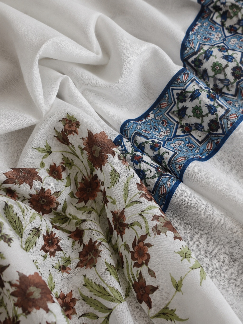 White Sunflower & Blue Geometric Border Print Ethnic Co-Ord Set | Miss Kapachi
