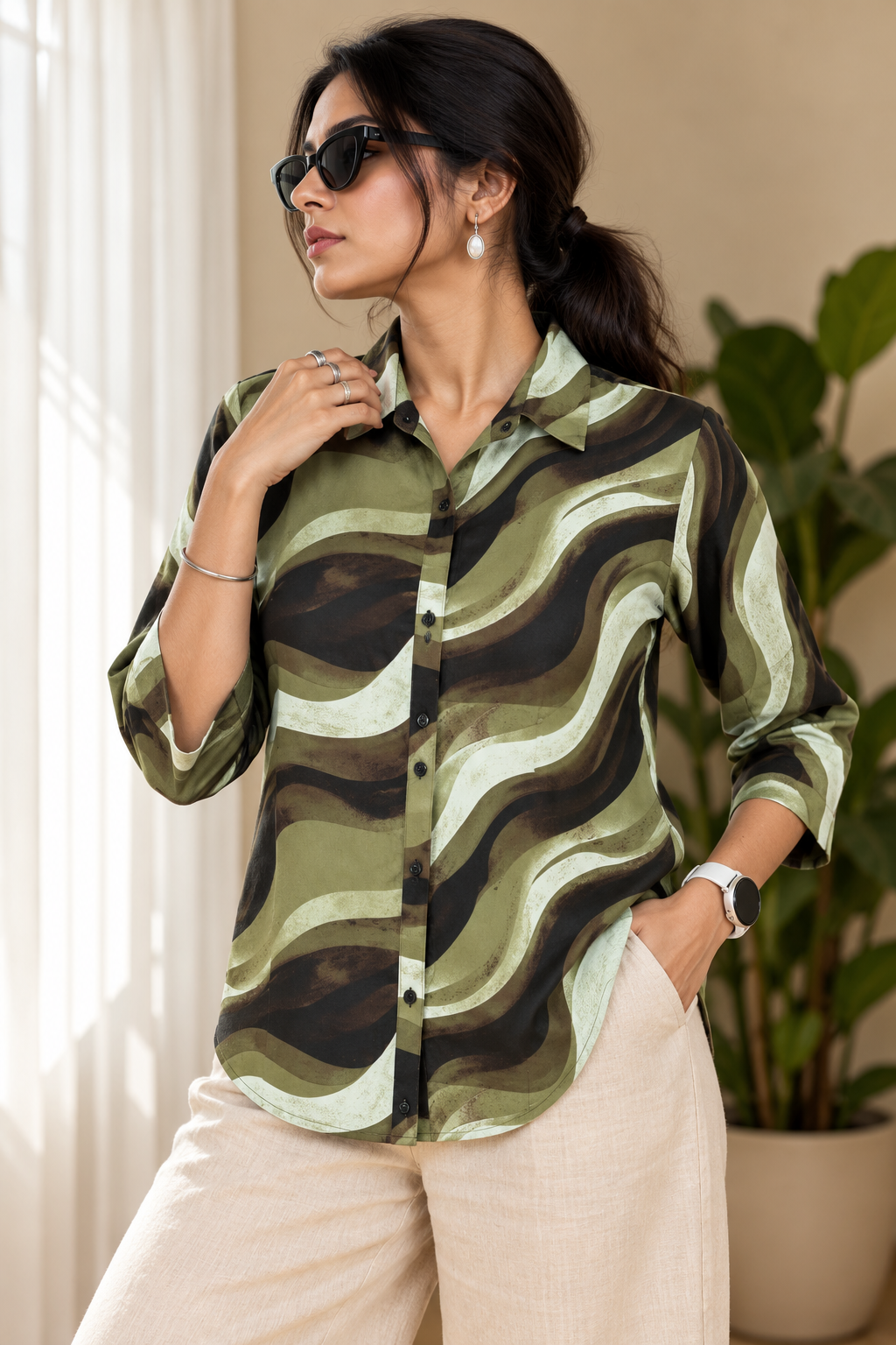 Women's Abstract Wave Print Button-Front Shirt | Miss Kapachi
