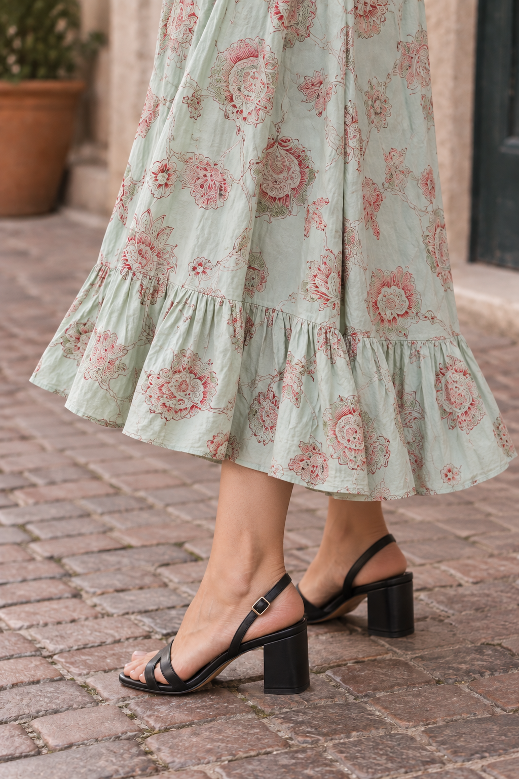 Women's Floral Print Strappy Tiered Maxi Dress | Miss Kapachi