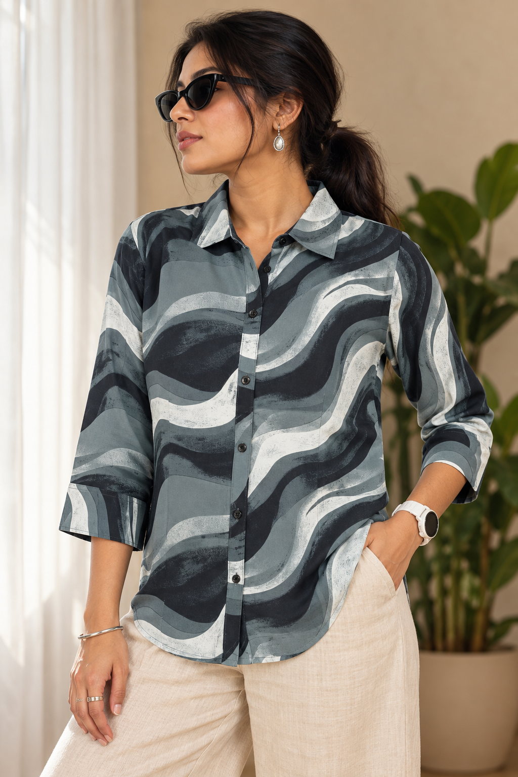 Women's Abstract Wave Print Button-Front Shirt | Miss Kapachi